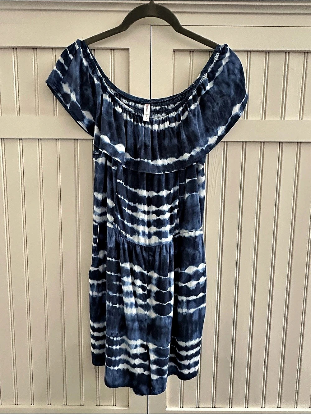 Xhilaration Tie-Dye Romper in Blue & White Size Small